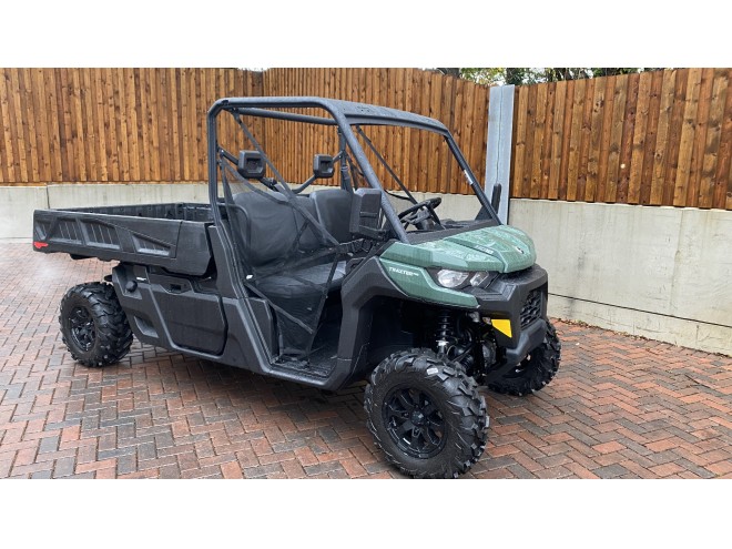 Can-Am SSV Traxter PRO DPS 64 HD10