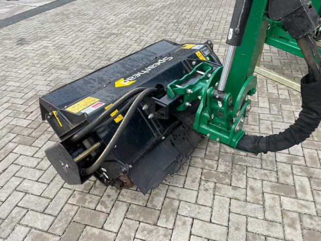 Spearhead Twiga 600  C/W 1.2M head and road lights