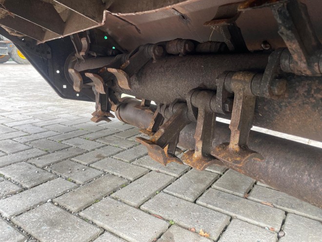 Spearhead Twiga 600  C/W 1.2M head and road lights