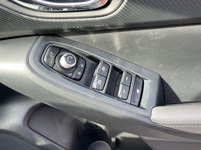 Subaru Crosstrek Touring 2.0 e-Boxer AT AWD Offshore Blue Metallic