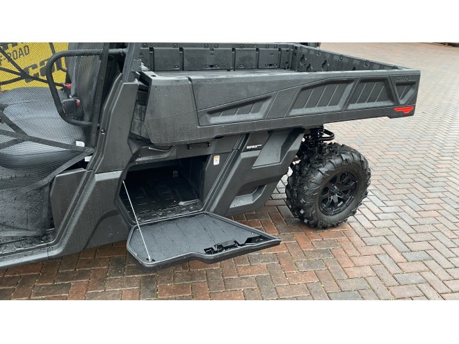 Can-Am SSV Traxter PRO DPS 64 HD10