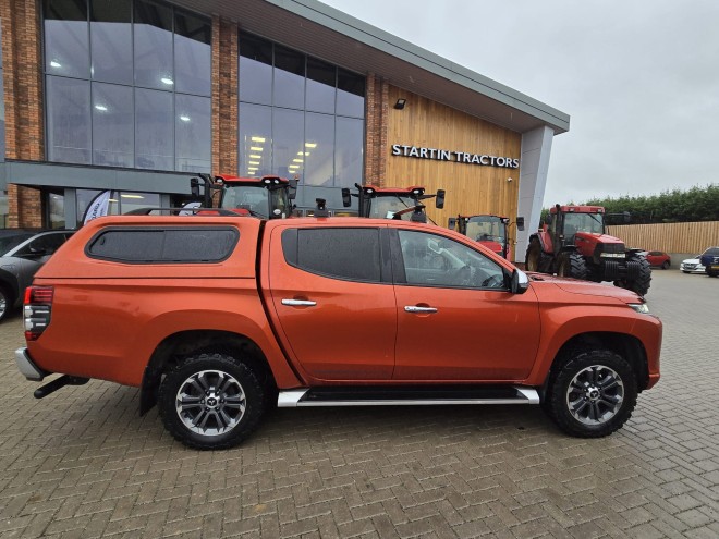 Mitsubushi L200 Barbarian X