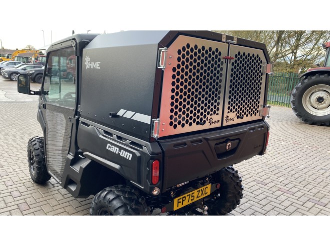 Can-Am SSV Traxter XU HD9 BE ABS DEMO Dusty Navy Satin with cab and HME canopy