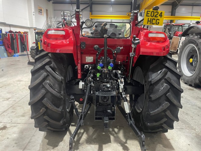 Case IH Farmall 90 C ROPS 24 x 24 Power shuttle