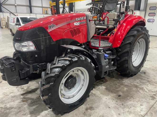 Case IH Farmall 90 C ROPS 24 x 24 Power shuttle