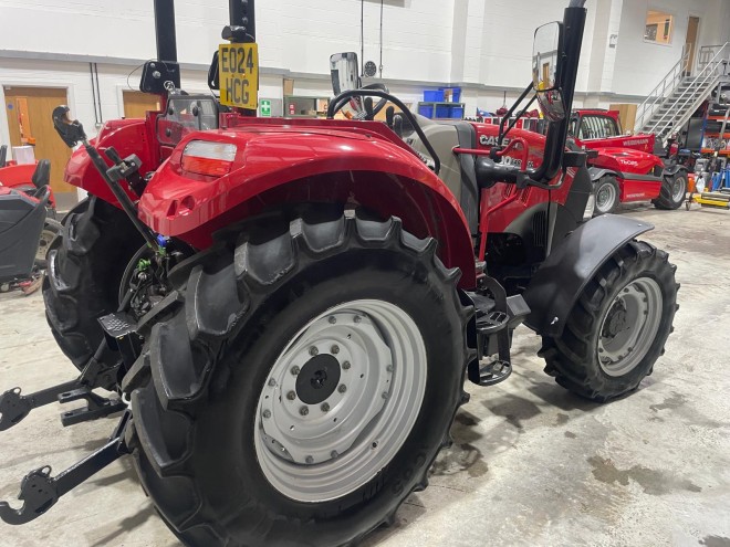 Case IH Farmall 90 C ROPS 24 x 24 Power shuttle