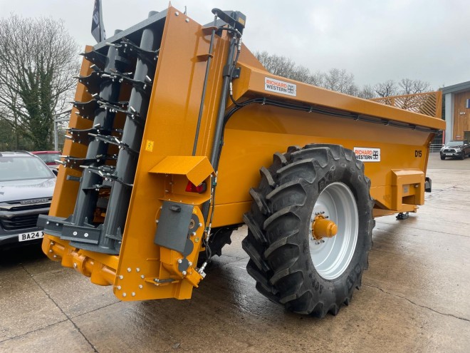 Richard Western Delilah D15 Vertical Beater Manure Spreader