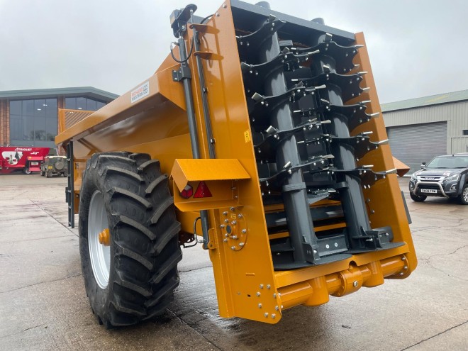 Richard Western Delilah D15 Vertical Beater Manure Spreader