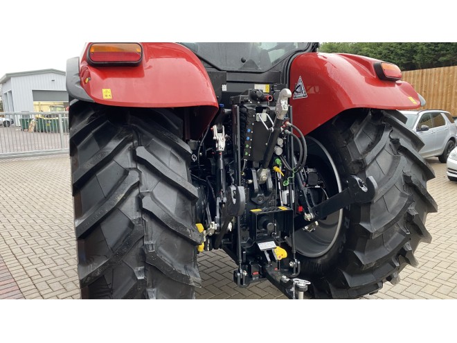 Case IH Puma 175 CVX Front Linkage Accuguide Ready