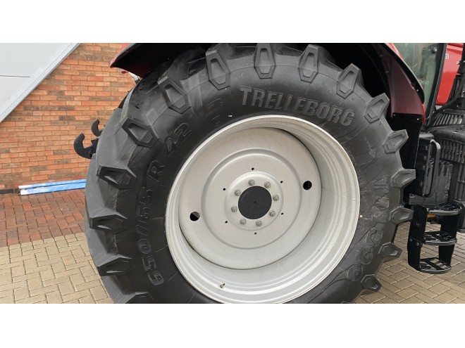 Case IH Puma 175 CVX Front Linkage Accuguide Ready