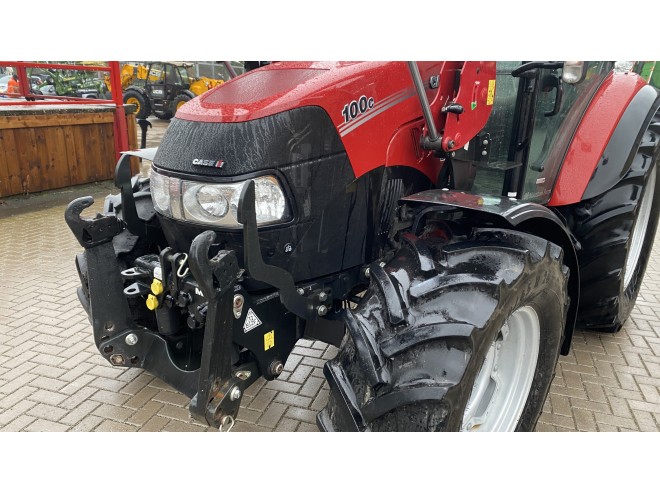 Case IH Farmall 100C with front linkage and front MX Loader