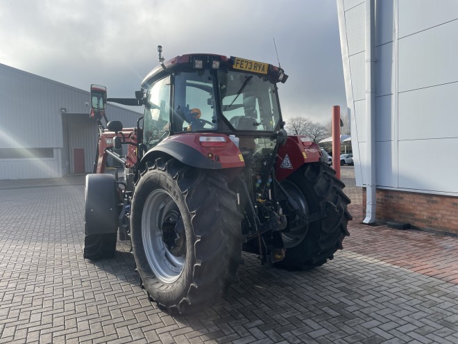Case IH Farmall 100C with front linkage and front MX Loader