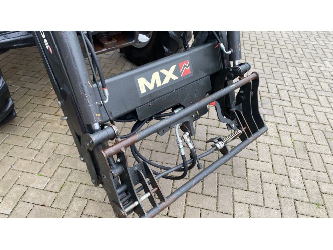 Case IH Farmall 95A C/W MX Front Loader