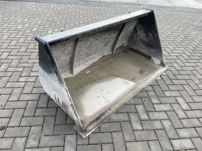 LWC loader bucket , euro 8 brackets 1.5 meter wide 0.42 cub