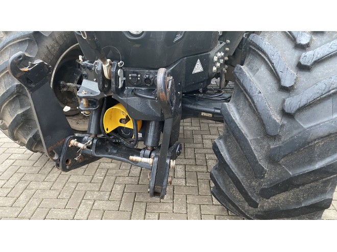 Case IH Puma 240 CVX C/W MX T418 Loader, Front linkage and front PTO Full Accuguide