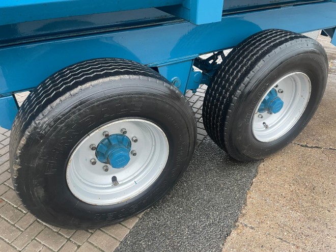 Warwick 14 Ton Grain trailer with grain chute