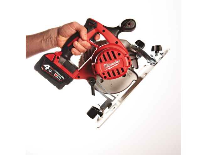 M18&trade; 55mm Circular Saw for wood & plastic Part: HD18 CS-0. Milwaukee dealer, Milwaukee power tools, M18 battery, Circular saw, Milwaukee Circular saw, saw, 55mm circular saw, UK delivery, click & collect, Startin Tractors