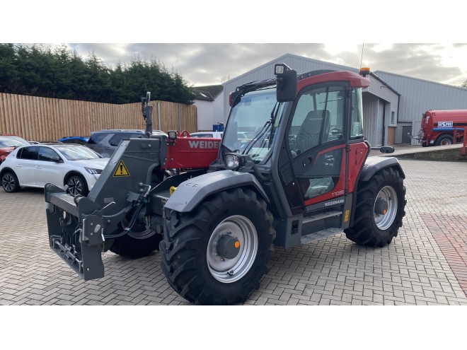 Weidemann 7035 C/W JCB Q fit headstock Demo