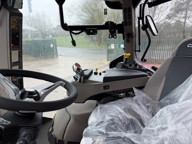 Case IH Puma 165 Multicontroller Full Powershift Front Linkage