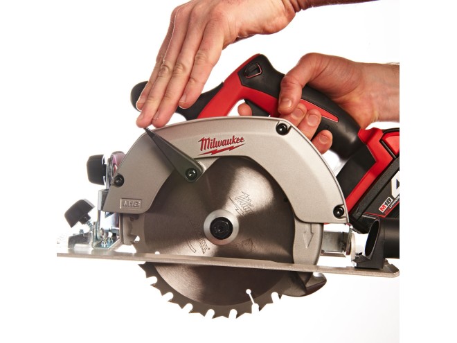 M18&trade; 55mm Circular Saw for wood & plastic Part: HD18 CS-0. Milwaukee dealer, Milwaukee power tools, M18 battery, Circular saw, Milwaukee Circular saw, saw, 55mm circular saw, UK delivery, click & collect, Startin Tractors
