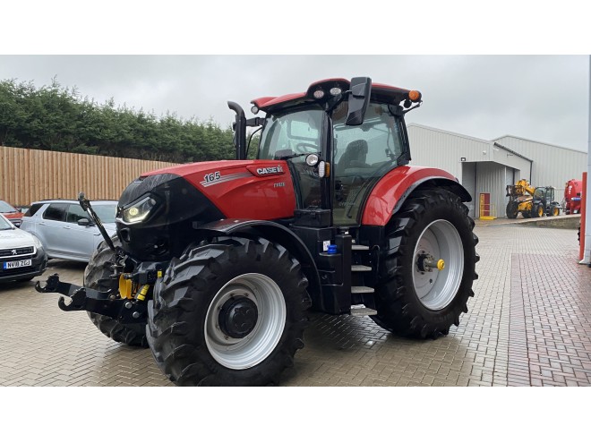 Case IH Puma 165 CVX  C/W Front linkage and front PTO