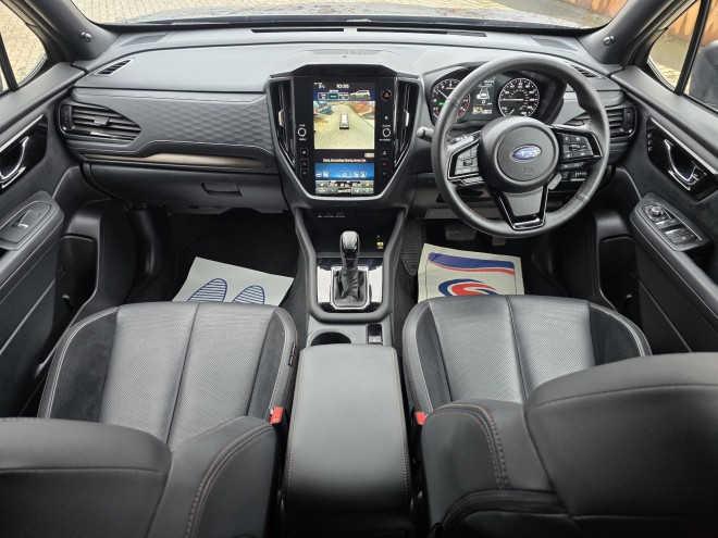 Subaru Forester 2.0i e-Boxer Touring 5dr Lineartronic