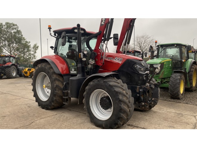 Case IH Puma 240 CVX C/W MX T418 Loader, Front linkage and front PTO Full Accuguide