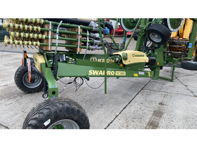 Krone Swadro TC 880 Twin Rotor Rake