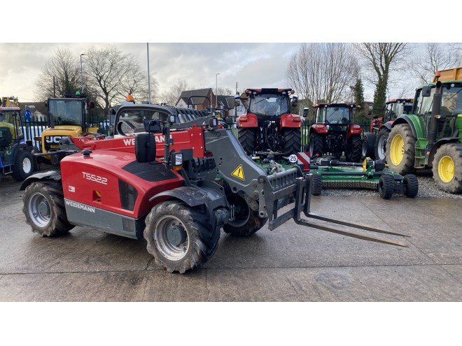 Weidemann T5522 Euro Headstock Low Profile Roof