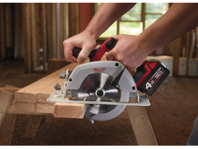 M18&trade; 55mm Circular Saw for wood & plastic Part: HD18 CS-0. Milwaukee dealer, Milwaukee power tools, M18 battery, Circular saw, Milwaukee Circular saw, saw, 55mm circular saw, UK delivery, click & collect, Startin Tractors