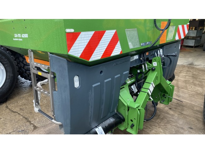 Amazone ZATS 4200 Profis Tronic Hydro C/W TS 30 Flow Control  Low level sensor EZ Check (OUT OF SEASON) Special