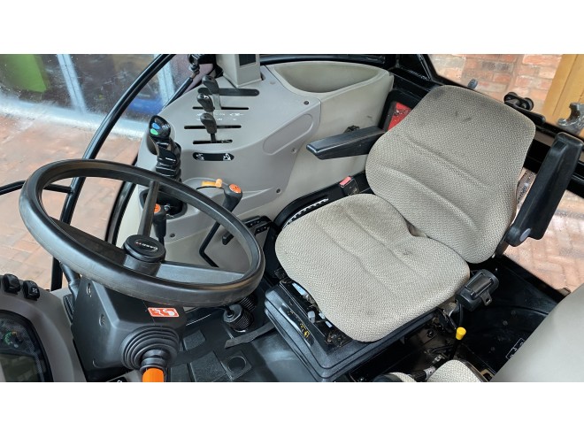 Case IH Farmall 95A C/W MX Front Loader