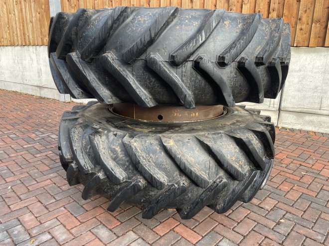 Stocks Duals 20.8R38 99% tread X8 clamps