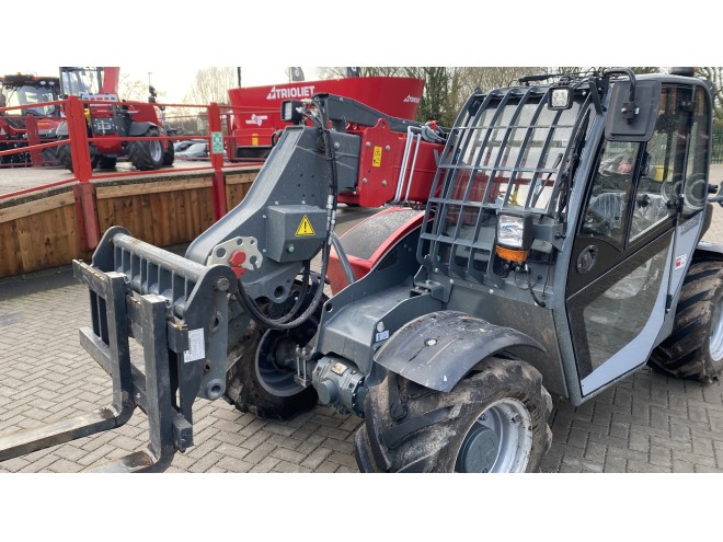 Weidemann T5522 Euro Headstock Low Profile Roof