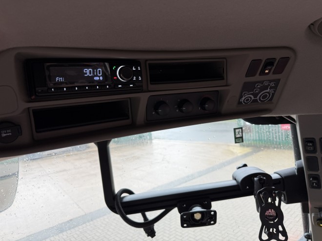 Case IH Puma 165 Multicontroller Full Powershift Front Linkage