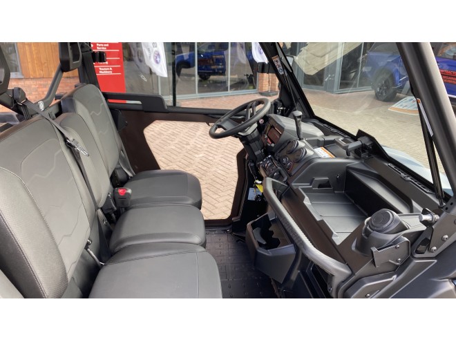 Can-Am SSV Traxter XU 64 HD9 BE ABS Dusty Navy Satin