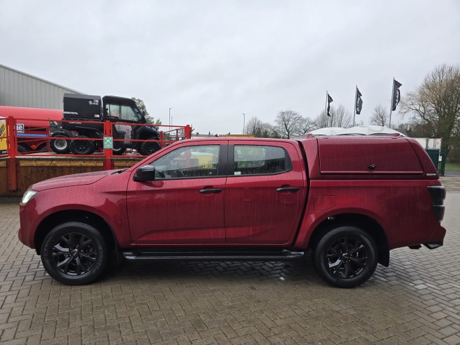 Isuzu DMAX V-Cross Auto
