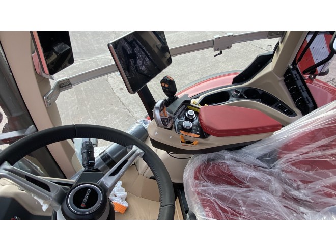 Case IH AFS Connect Demo Puma 240CVX Front Linkage Front PTO Accuguide Level 3 Complete