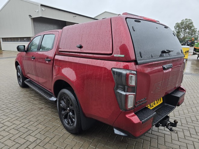 Isuzu DMAX V-Cross Auto