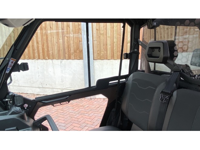 Can-Am SSV Traxter XU 64 HD9 BE ABS Dusty Navy Satin C/W HME Canopy