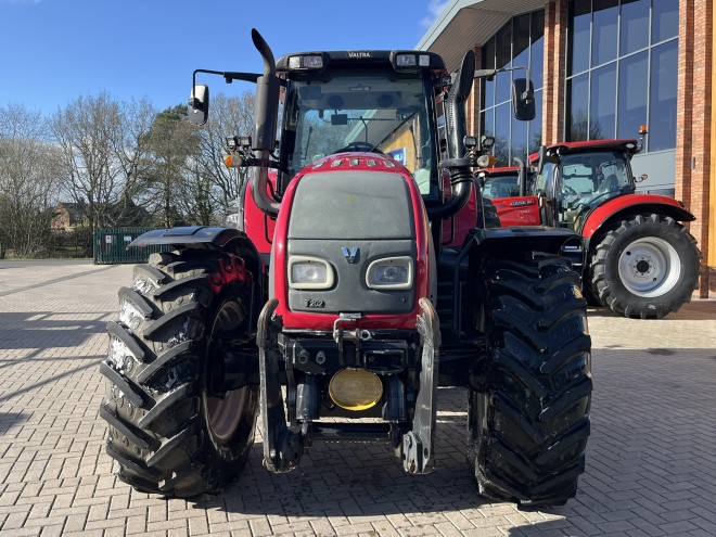 Valtra T202 Reverse drive C/W front linkage front PTO
