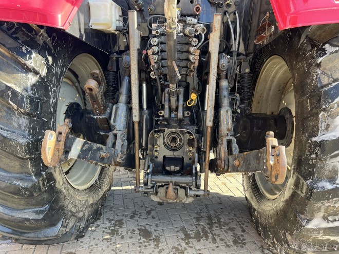 Valtra T202 Reverse drive C/W front linkage front PTO