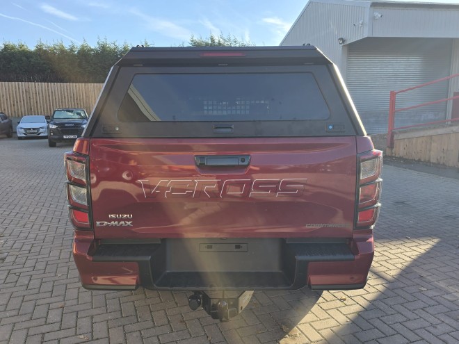 Isuzu D-Max V-Cross Commercial Automatic Spinel Red