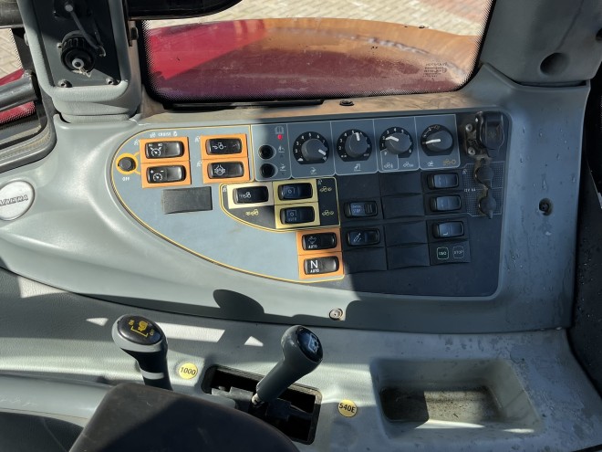 Valtra T202 Reverse drive C/W front linkage front PTO