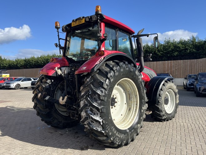 Valtra T202 Reverse drive C/W front linkage front PTO