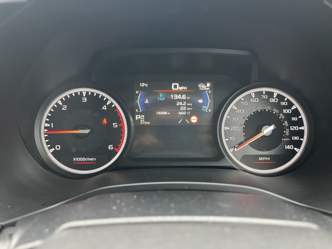 Isuzu D-max 1.9 DL20 Double Cab 4x4 Auto Onyx Black