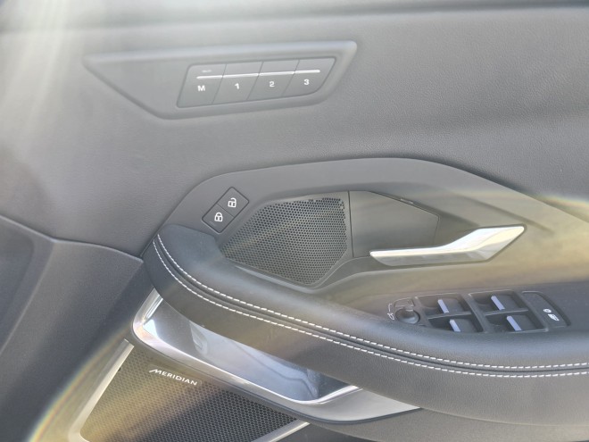 JAGUAR EPACE RDYNAMIC SE BLK D MHEV