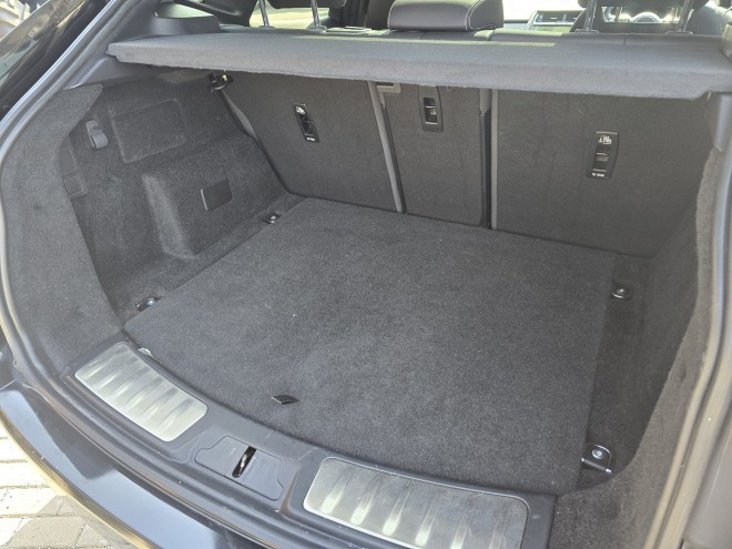 JAGUAR EPACE RDYNAMIC SE BLK D MHEV