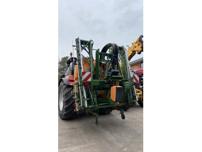 Amazone UF 1201 18M Sprayer