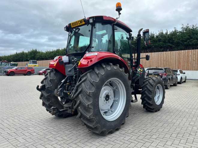 Case IH Farmall 95c Loader Ready